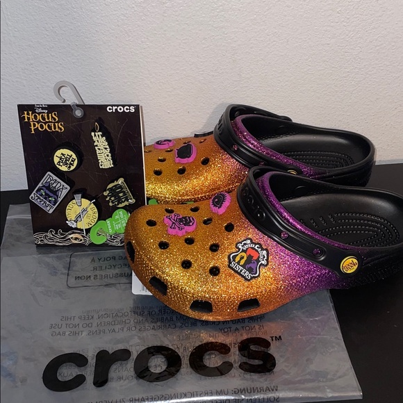 CROCS Shoes - Exclusive Limited Edition Crocs Disney Hocus Pocus Glitter Clog & Jibbitz Charms